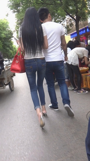 高个长腿极品蓝牛，身材真是超赞[1.47G/MTS]