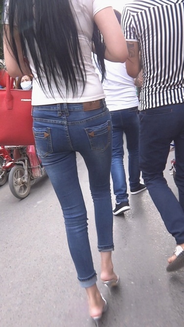 高个长腿极品蓝牛，身材真是超赞[1.47G/MTS]