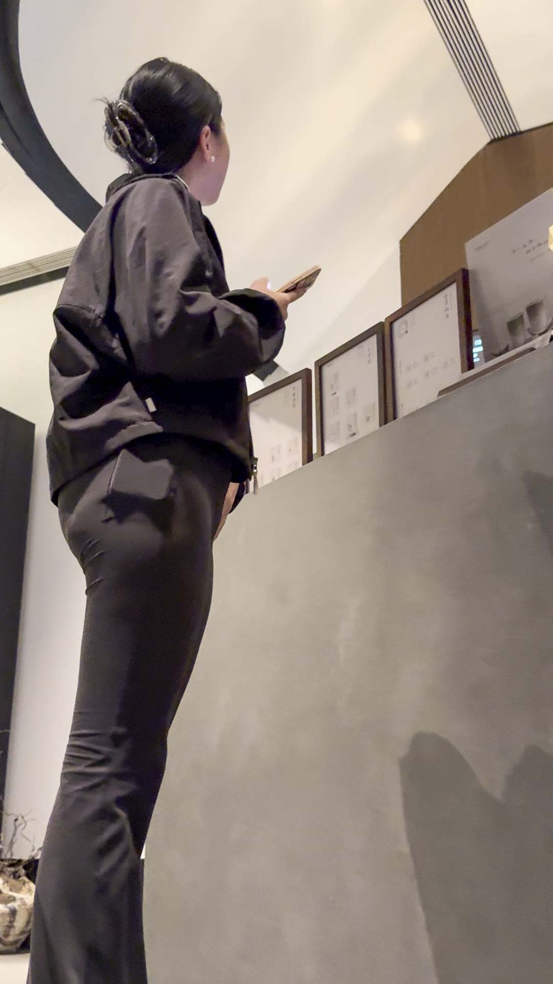 商场大宽臀瑜伽裤