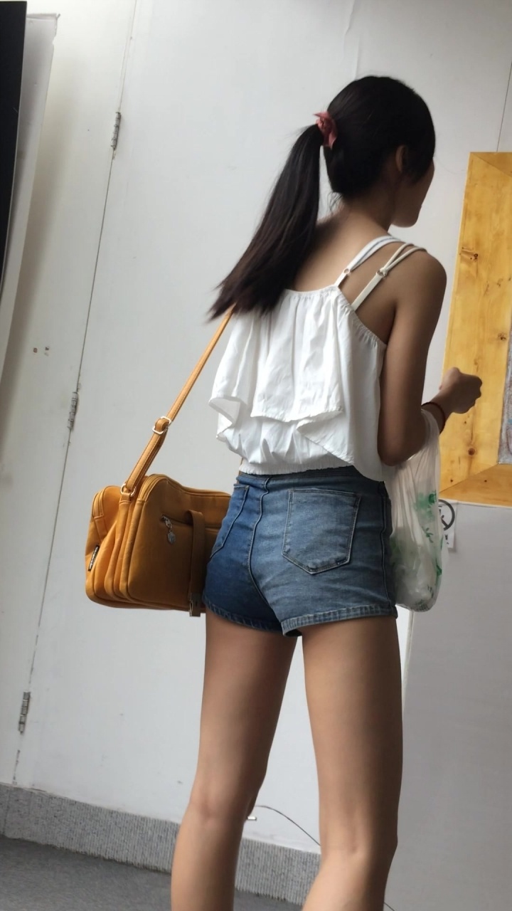 小龙大师原创精品高清街拍合集200部【45GB】