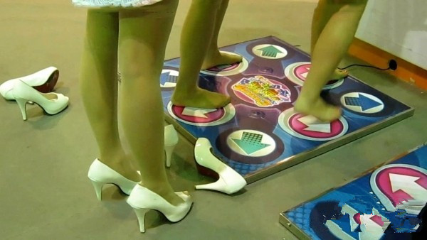 名门夜宴绝版街拍视频合集[MP4/67G]