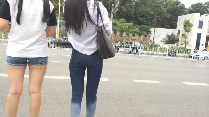 超紧黑牛少女[255M/MP4]