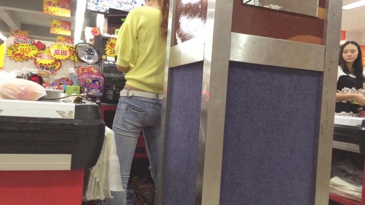 超市风sao紧牛收银员第四季[626M/MOV]