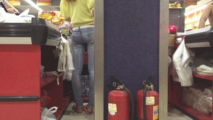 超市风sao紧牛收银员第四季[626M/MOV]