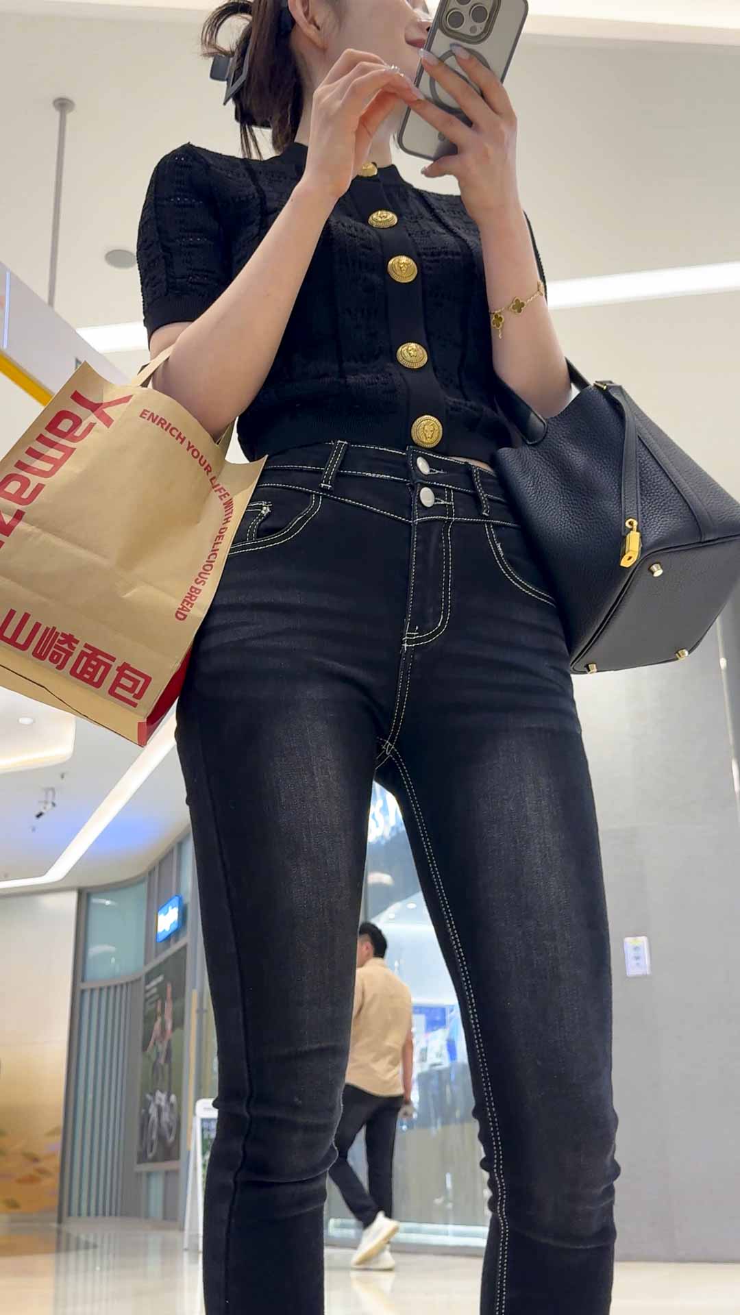 极致尤物牛仔身材剖析，蜜桃臀变形