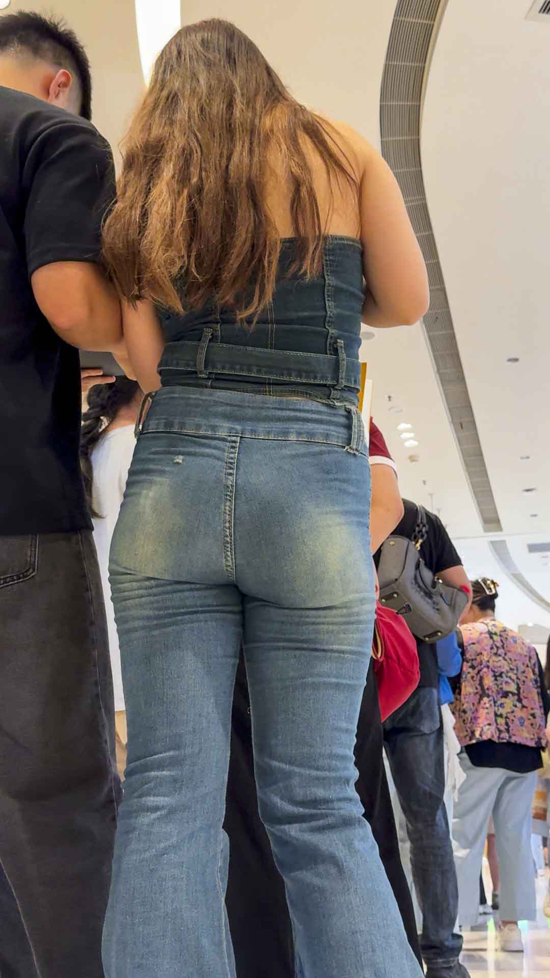 长发超紧美臀大美女小姐姐