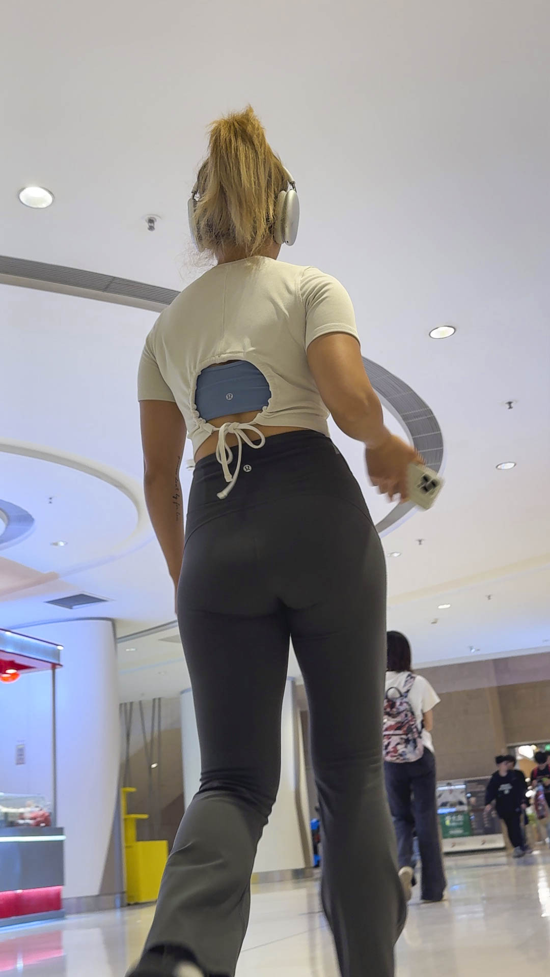 鲨鱼裤下的诱惑喷张