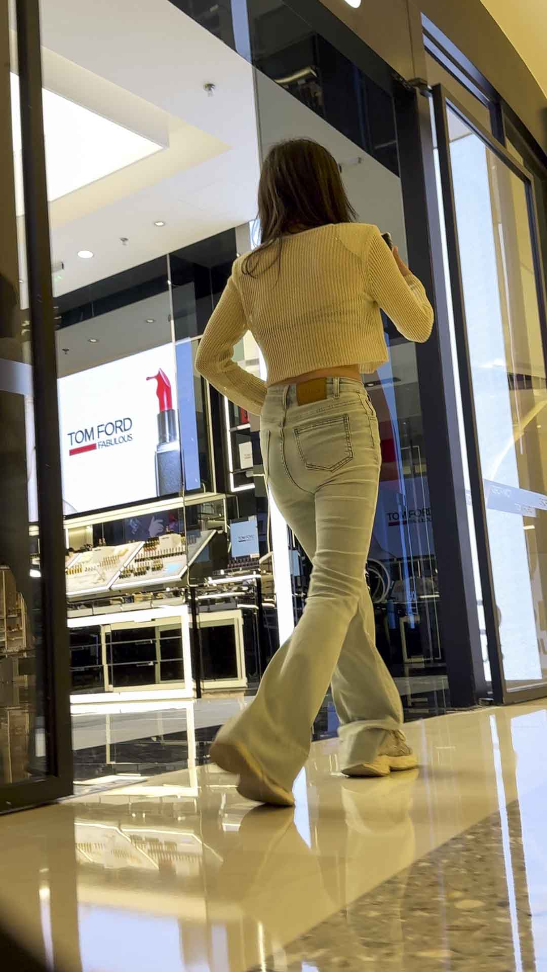 国庆献礼牛仔紧绷翘臀，你看行不行(289积分)