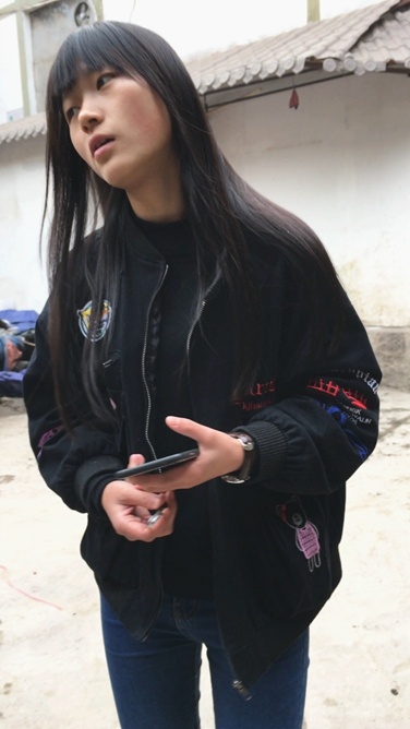 4K-极品紧绷翘屯牛仔裤MM上篇C039[3.5G]