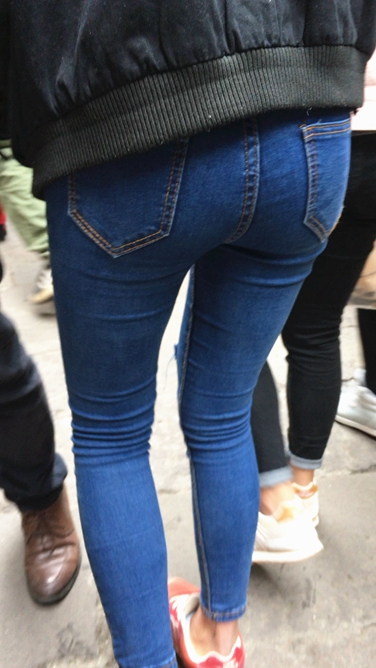 4K-极品紧绷翘屯牛仔裤MM下篇C040[2.76G]