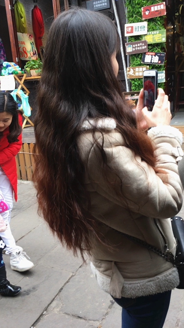 4K-漂亮美女蓝色紧身牛仔C041[2.73G]