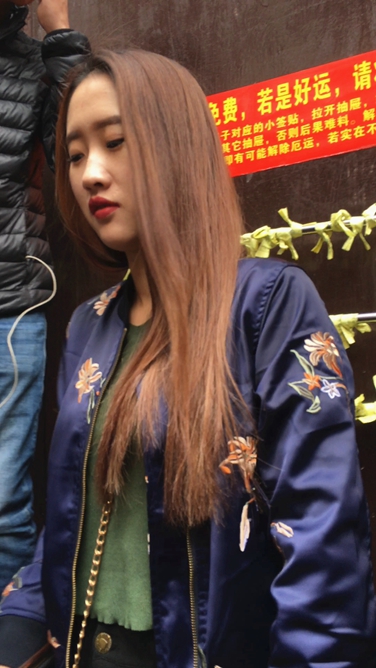 4K-极品黑色紧身裤翘屯美女C042[1.51G]