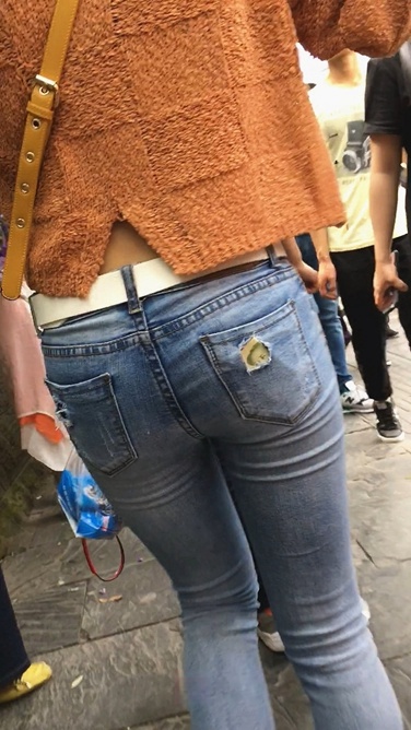 全程拍摄牛仔裤妹子的翘屯C060[482M]