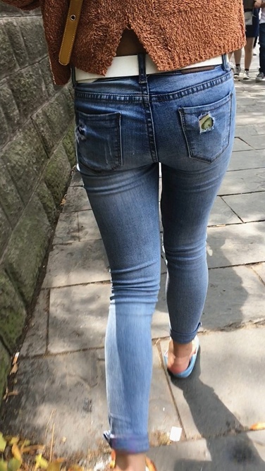 全程拍摄牛仔裤妹子的翘屯C060[482M]