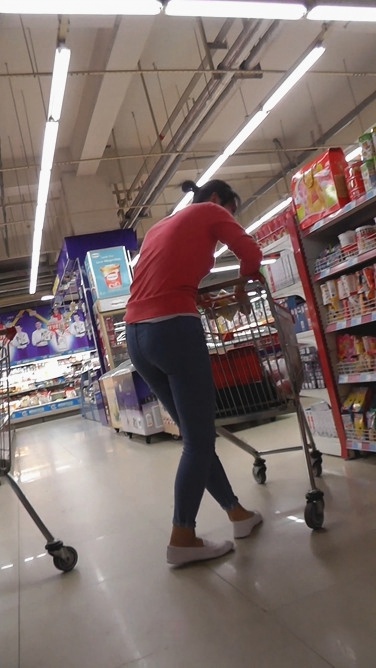 牛仔美眉的PP太吸引人了WD003[283M]