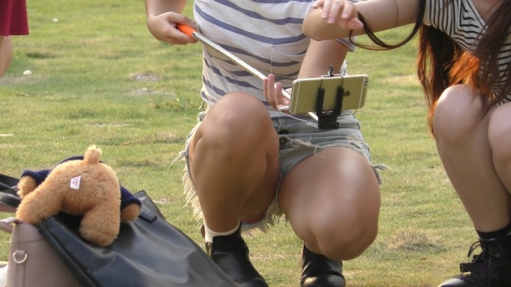 两个大二的短裤MT师妹[MP4/2GB]