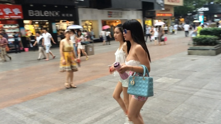 胸出没！！注意！！[MP4/675MB]