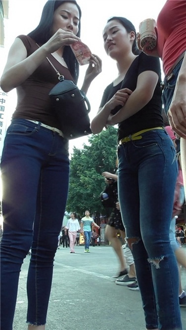 紧牛双骄，纳兰涉险[MP4/2.55GB]