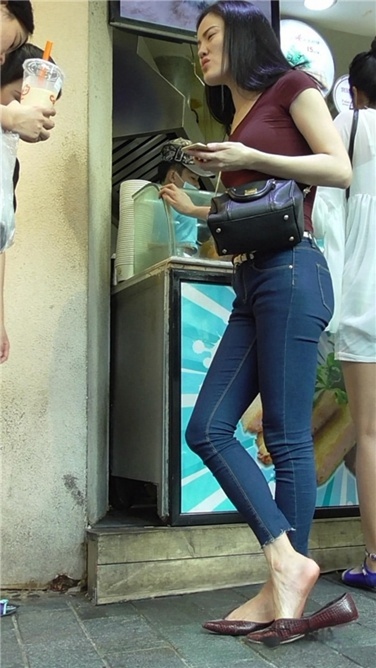 紧牛双骄，纳兰涉险[MP4/2.55GB]