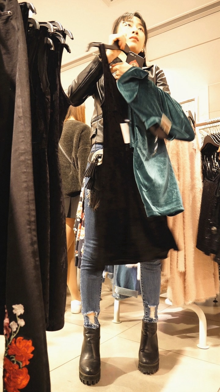 4K-高跟牛仔大宽臀美女[2.66G/MOV]