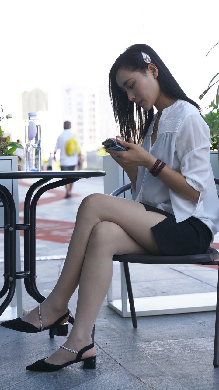 肉丝街拍高跟4K-15min-MP100[5.42G]