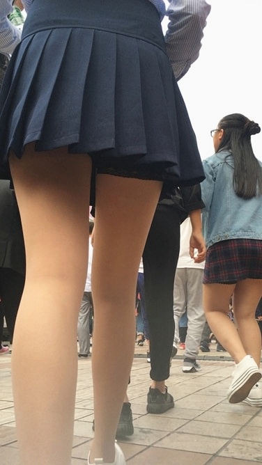 4K画质-高挑肉丝长腿短裙美眉C006[1GB]