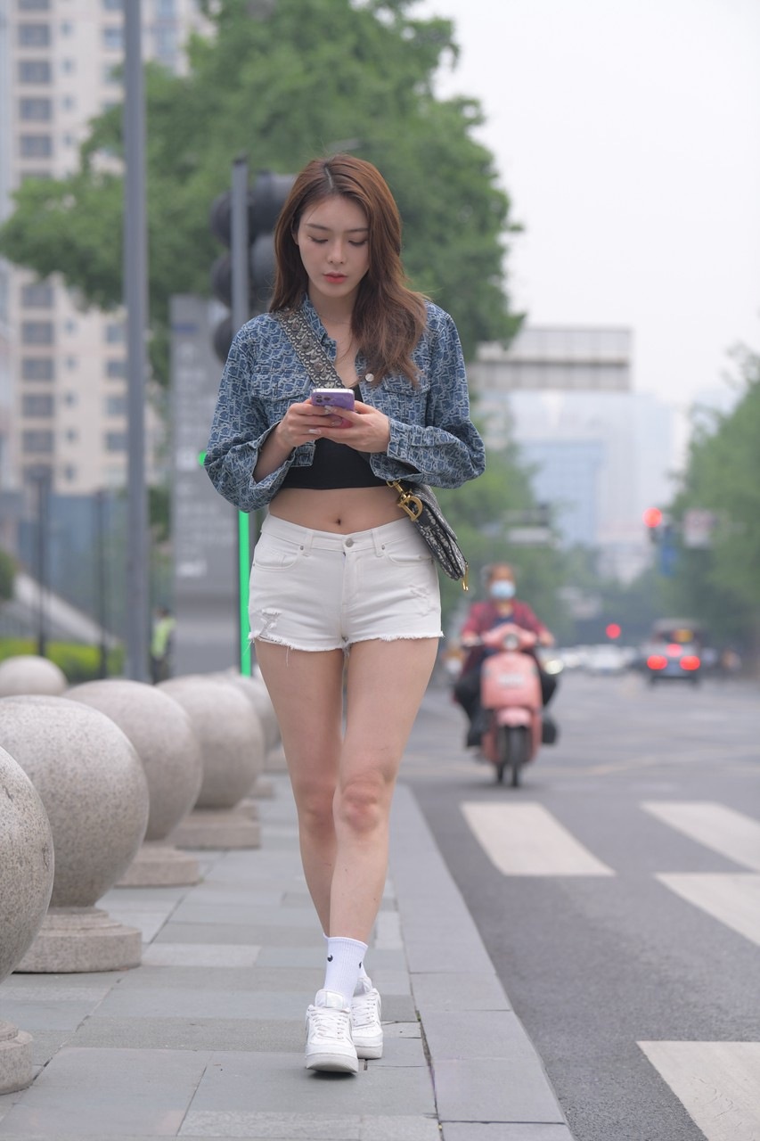 热裤美女MJ3366[22.4G]