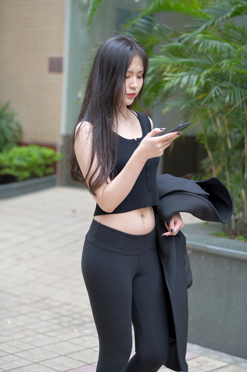 极品黑色瑜伽裤美女【套图+视频】MJ3300[6.08G]