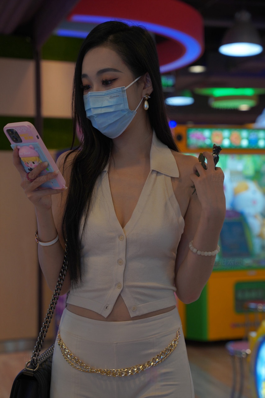 性感的白裤美女MJ3355