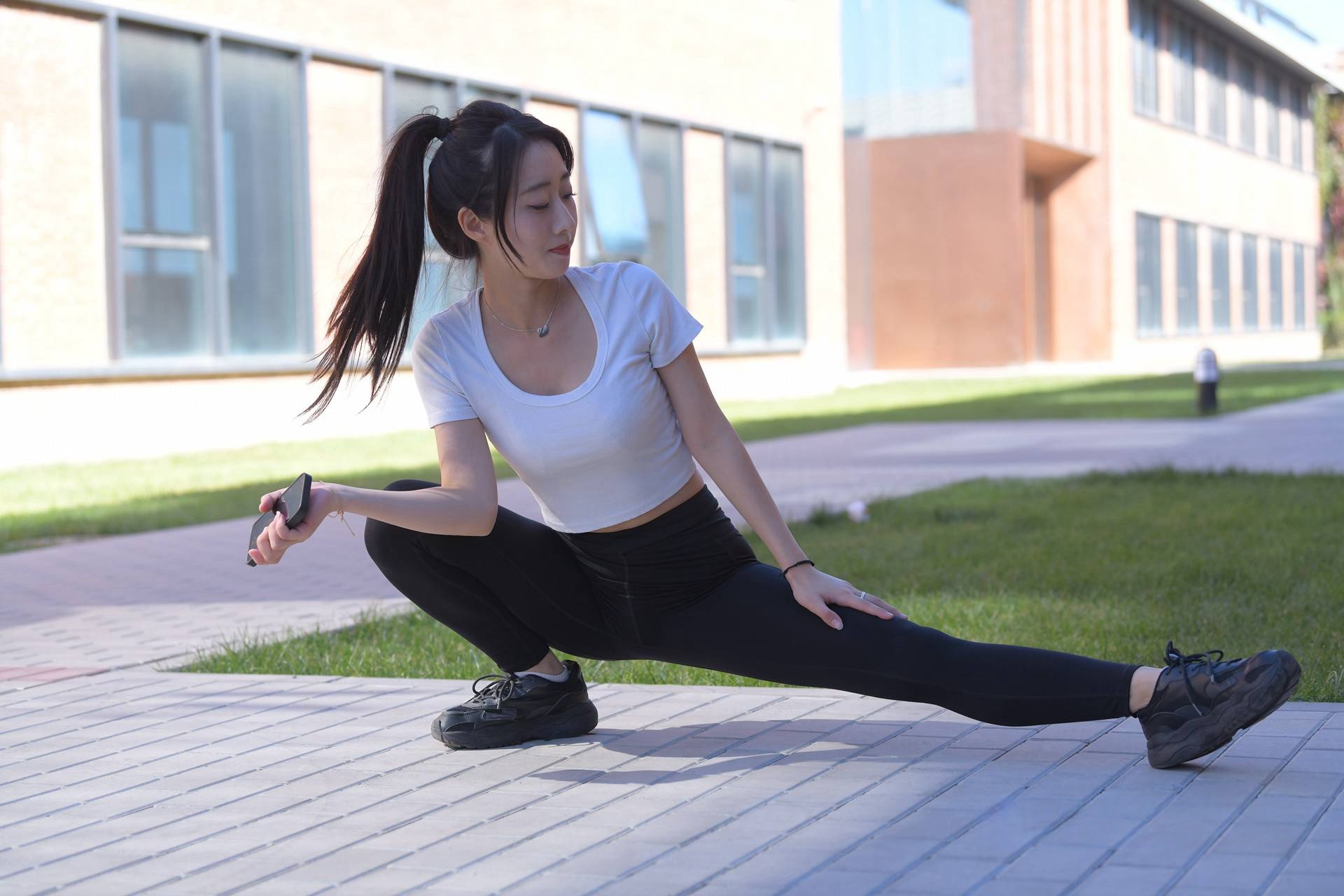 恋梦菇凉【套图+视频】[18.9G]