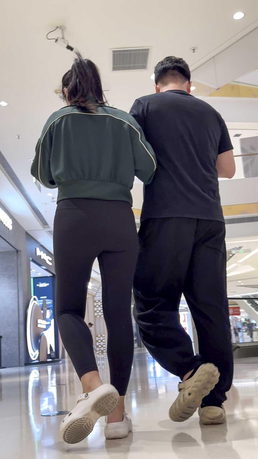 翘臀瑜伽裤熟女（积分68）