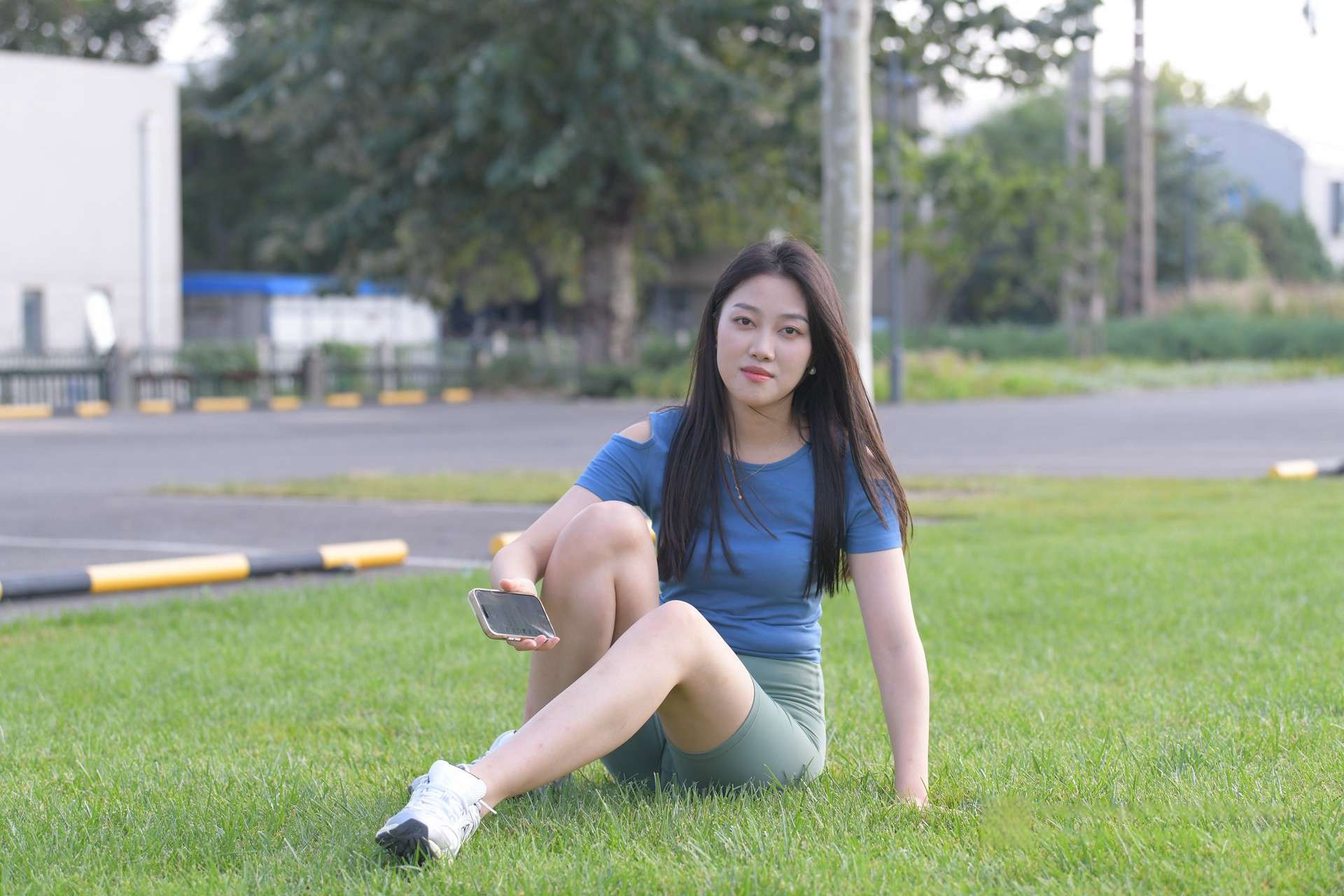 绿色瑜伽短裤美女[8.98G]