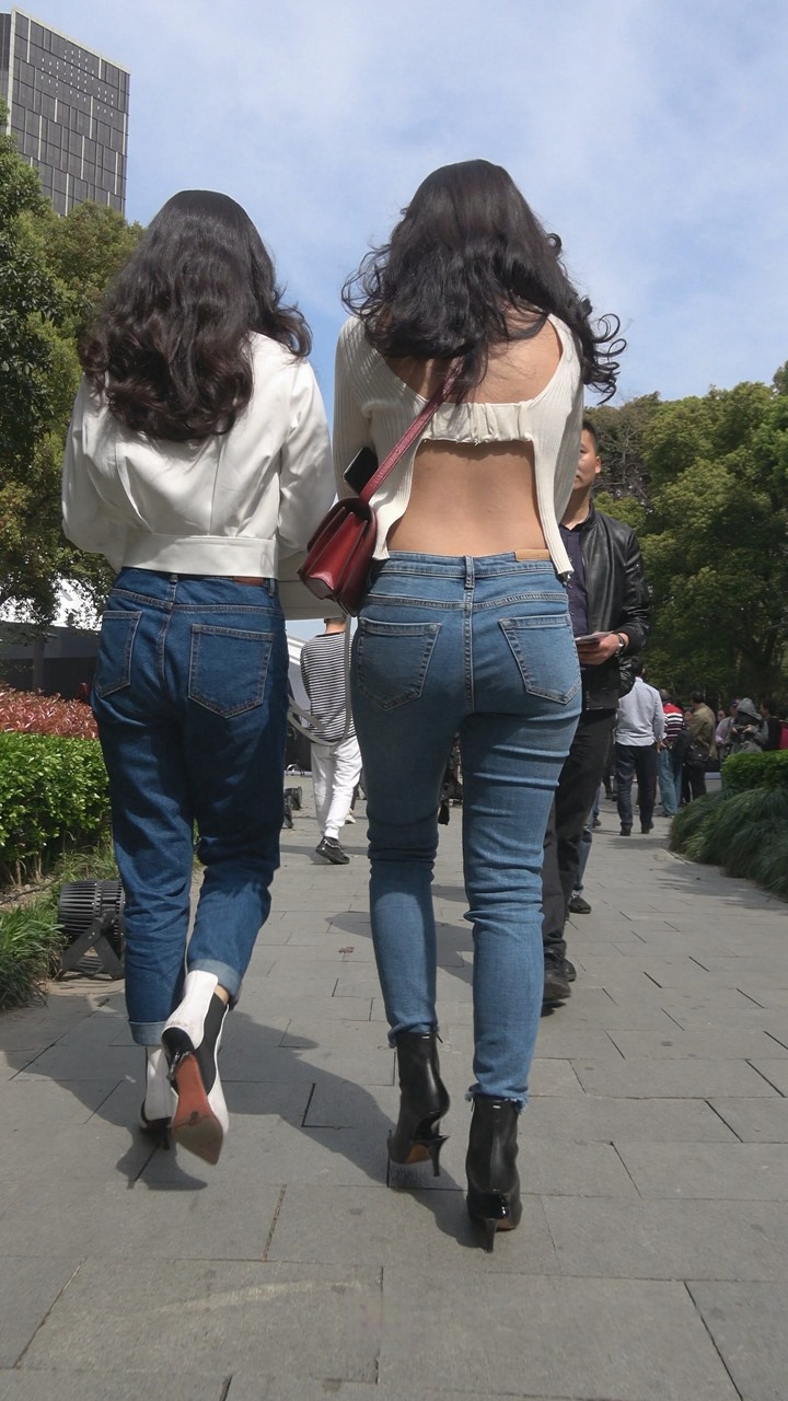 蓝色紧身牛仔裤美女DJ839[2.01G]