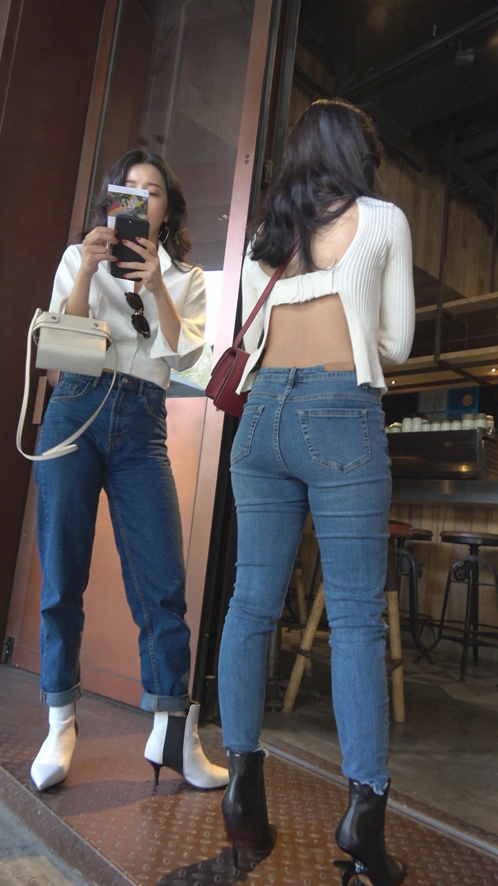 蓝色紧身牛仔裤美女DJ839[2.01G]