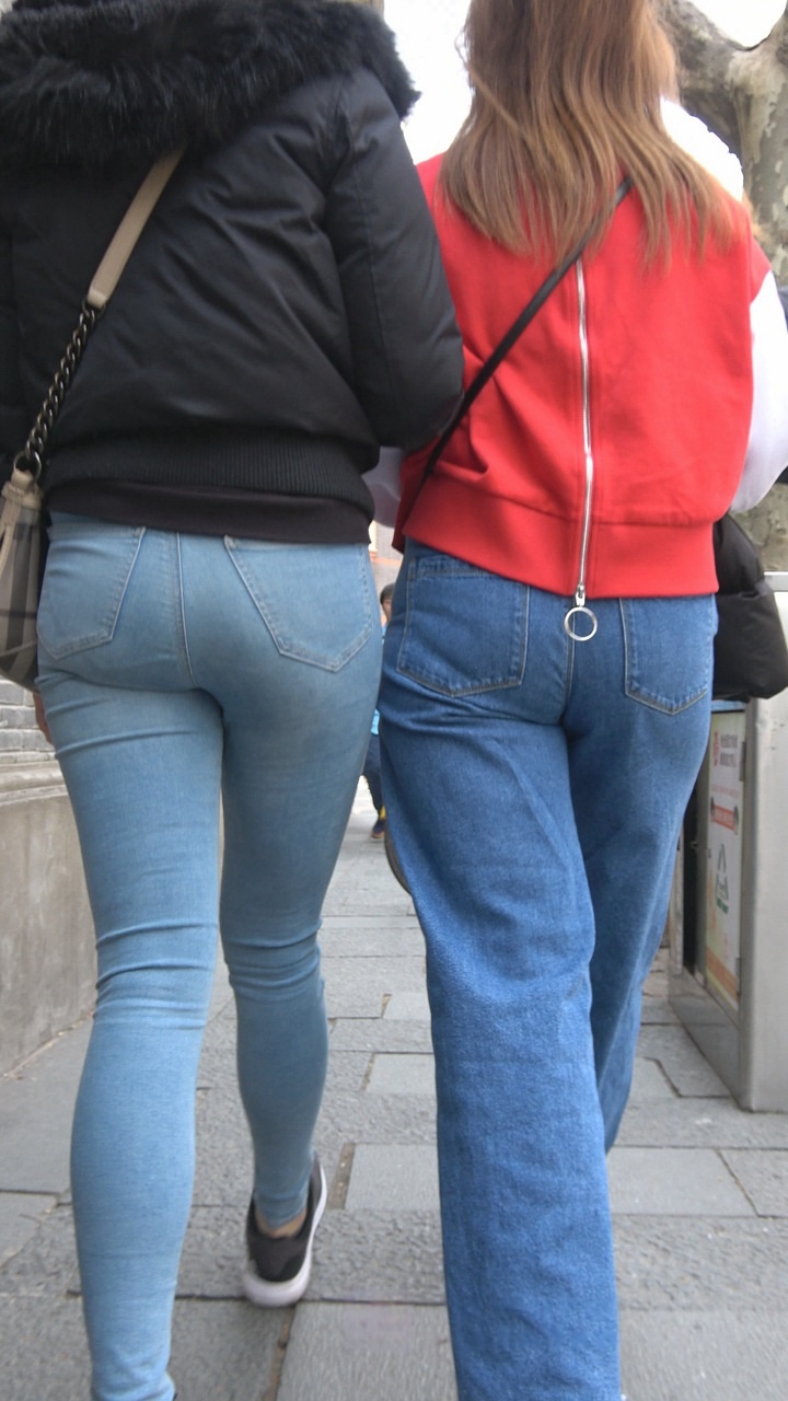 黑衣蓝色紧身牛仔裤妹子DJ837[2.61G]