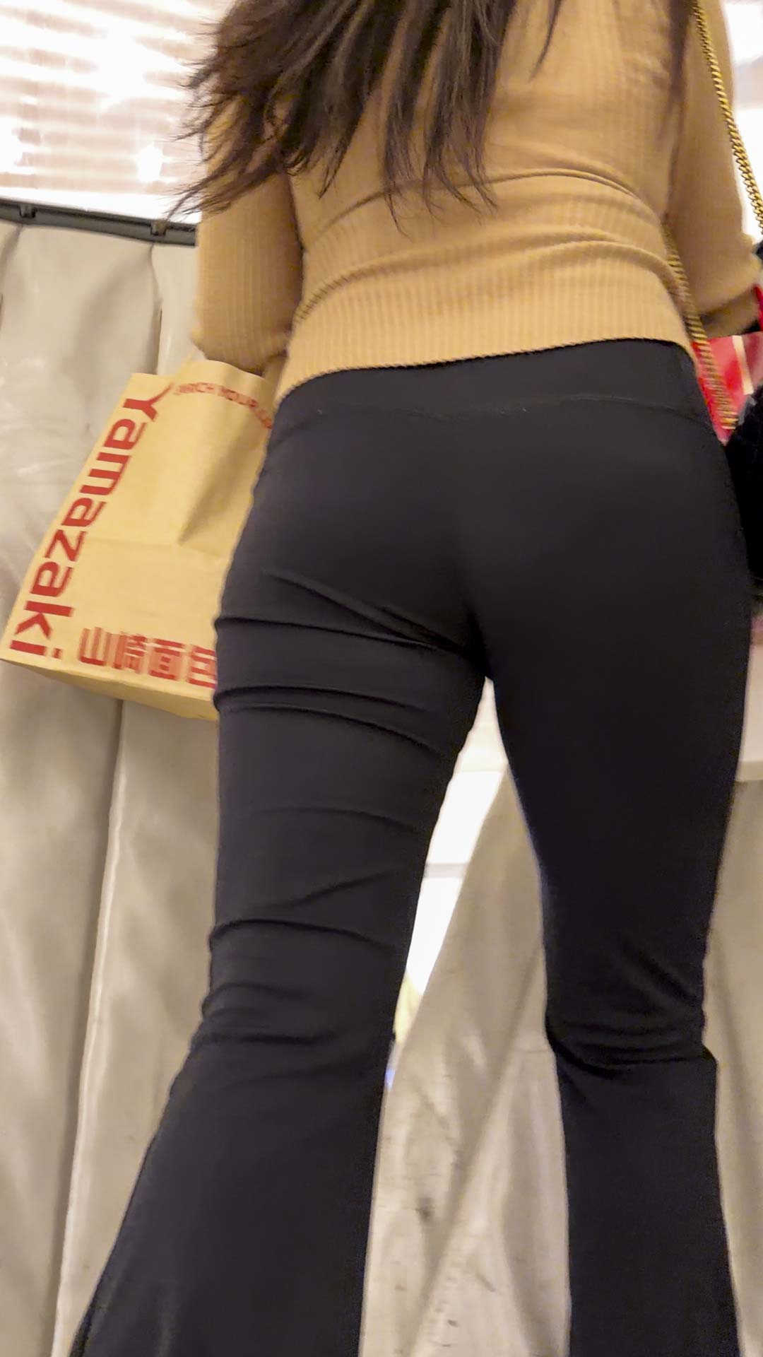 黑色紧身裤颠簸“嘭嘭嘭”撞击(积分:45)