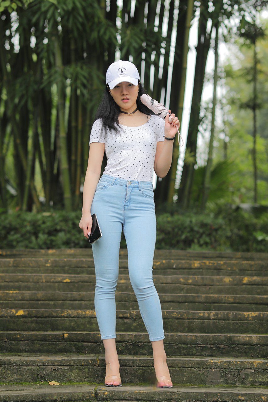 [套图+视频] 公交车站的偶遇MJ404