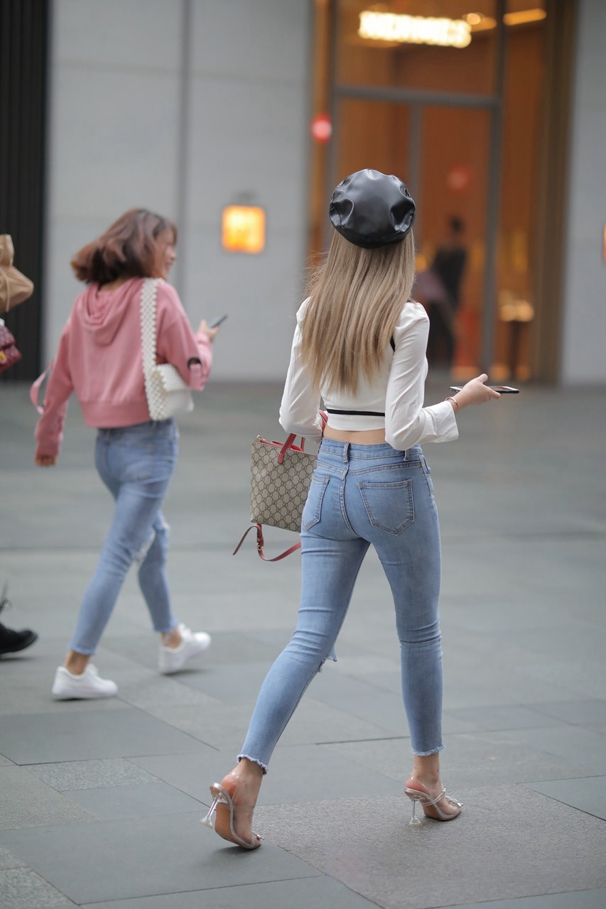 [套图+视频] 极品牛仔裤美女MJ506[626M]