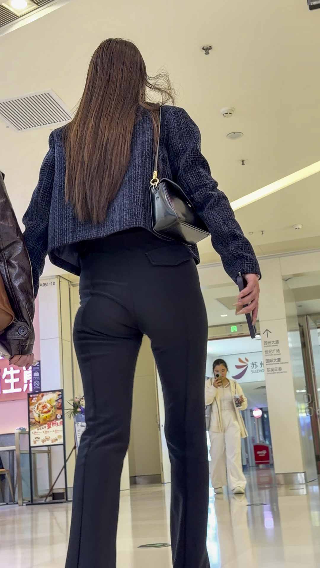 瑜伽裤翘臀狂抖十来波(88)