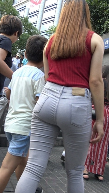 4K超清！国产大臀紧身灰牛三角艳妇[2GB/MP4]