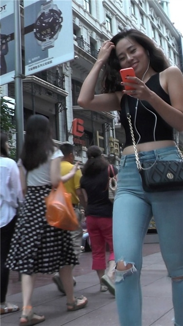 【幽明作品】超性感紧牛丰臀大美女，一个字！sao[MP4/1.6GB]