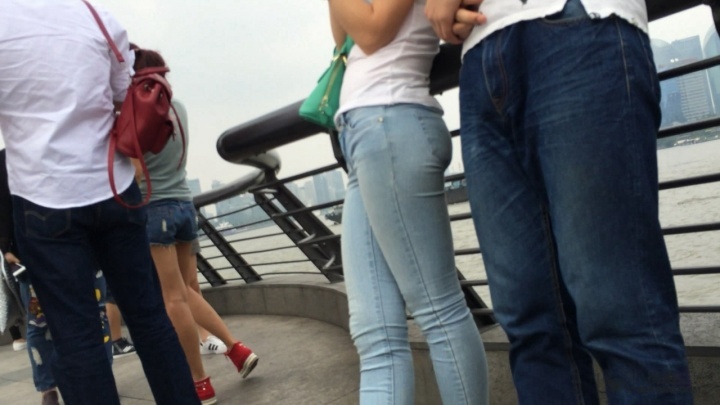 【NO3原创作品】观海的紧牛美女 [MP4/251MB]