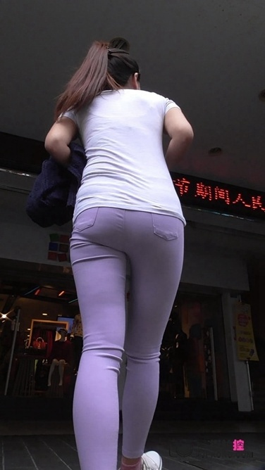 紫裤MM [MP4/556MB]