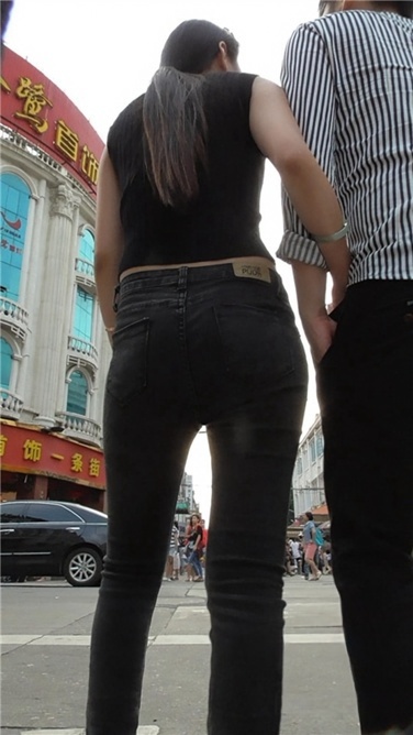 黑牛美MM[MP4/427MB]