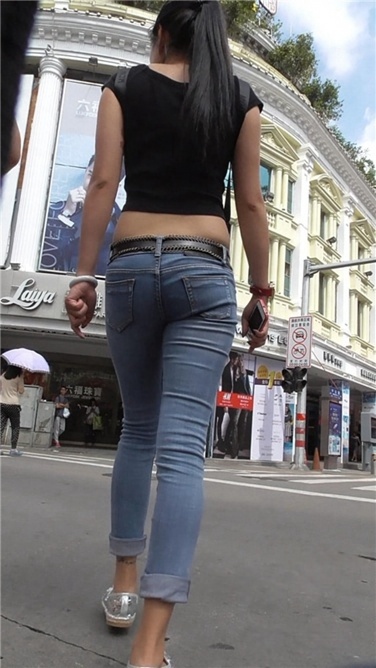 低腰路肉紧牛[MP4/446MB]