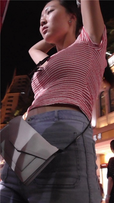 宽屯牛仔热裤MM[MP4/684MB]