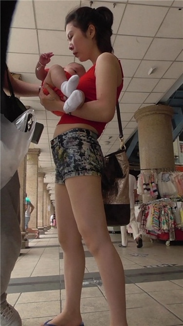 少妇中的法拉利[MP4/520MB]