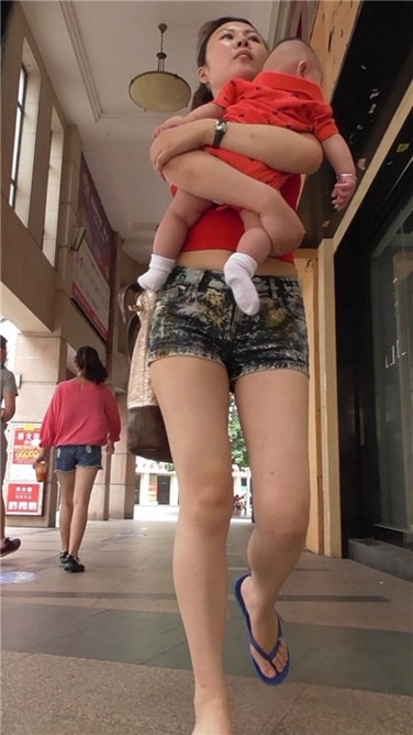 少妇中的法拉利[MP4/520MB]