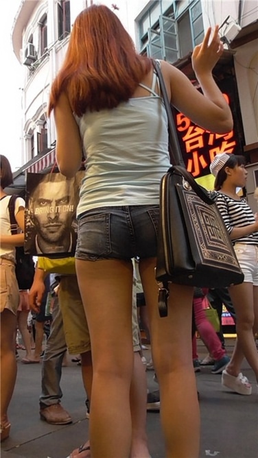 极致翘P热裤，求PK[MP4/867MB]