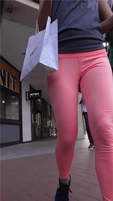 两个瑜伽妹 [MP4/263MB]